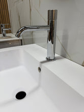 Carica l'immagine nel visualizzatore di Gallery, Miscelatore jacuzzi lavabo + bidet armonia grip