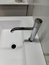Carica l'immagine nel visualizzatore di Gallery, Miscelatore jacuzzi lavabo + bidet armonia grip
