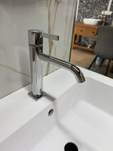 Carica l'immagine nel visualizzatore di Gallery, Miscelatore jacuzzi flat lavabo + bidet