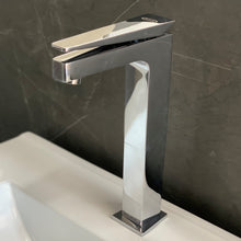 Carica l'immagine nel visualizzatore di Gallery, miscelatore BEAM LAVABO ALTO marca JACUZZI