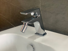 Carica l'immagine nel visualizzatore di Gallery, Miscelatore bidet TWILIGHT, JACUZZI